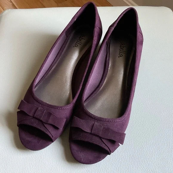 purple wedge dress shoes Purple Sueded Wedge Pumps